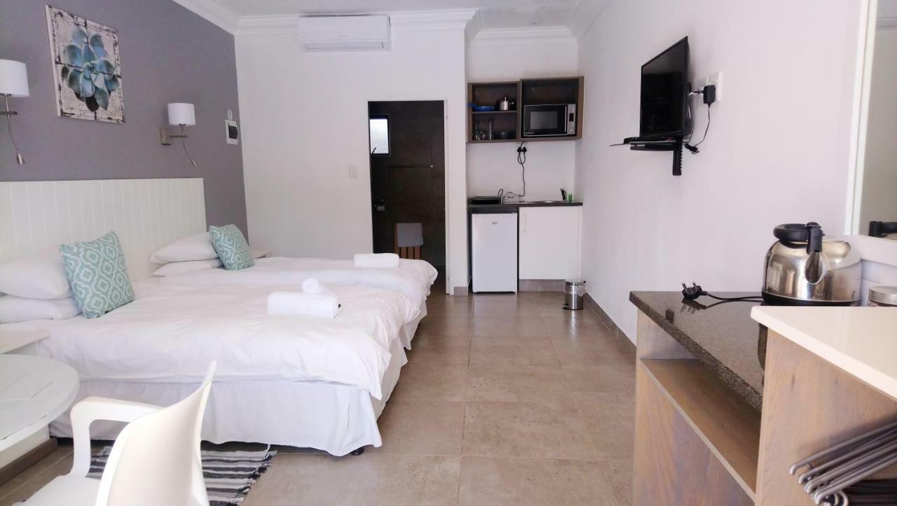 Hippo Lodge Apartments Saint Lucia Estuary Esterno foto
